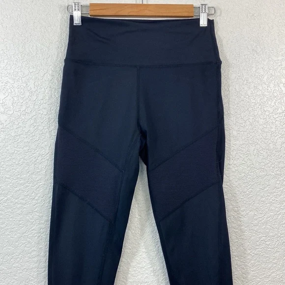 Zyia Momentum Black Moto 7/8 Leggings size 8-10 - Picture 3 of 10